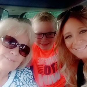 Meet your Posher, Dana